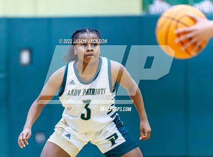 Thumbnail 2 in Cardinal Gibbons @ Pinecrest photogallery.