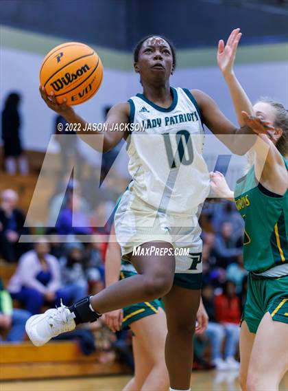 Thumbnail 2 in Cardinal Gibbons @ Pinecrest photogallery.