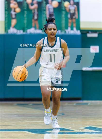 Thumbnail 1 in Cardinal Gibbons @ Pinecrest photogallery.