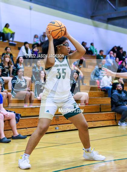Thumbnail 2 in Cardinal Gibbons @ Pinecrest photogallery.