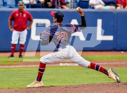 Thumbnail 3 in Oaks Christian vs. La Quinta (CIF SS DIV 3 Championship Final) photogallery.