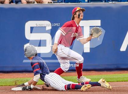 Thumbnail 1 in Oaks Christian vs. La Quinta (CIF SS DIV 3 Championship Final) photogallery.