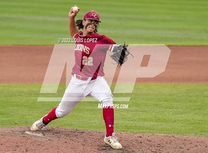 Thumbnail 2 in Oaks Christian vs. La Quinta (CIF SS DIV 3 Championship Final) photogallery.