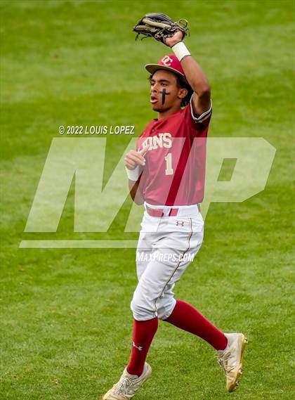 Thumbnail 1 in Oaks Christian vs. La Quinta (CIF SS DIV 3 Championship Final) photogallery.