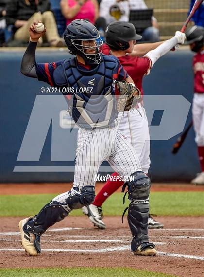 Thumbnail 2 in Oaks Christian vs. La Quinta (CIF SS DIV 3 Championship Final) photogallery.