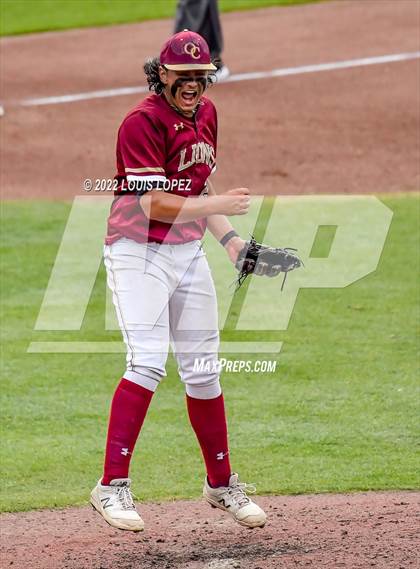 Thumbnail 2 in Oaks Christian vs. La Quinta (CIF SS DIV 3 Championship Final) photogallery.