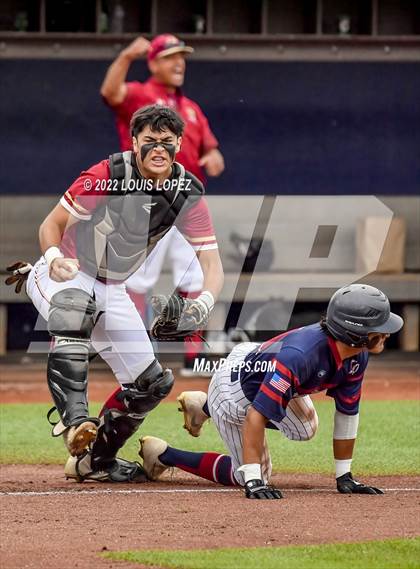 Thumbnail 2 in Oaks Christian vs. La Quinta (CIF SS DIV 3 Championship Final) photogallery.