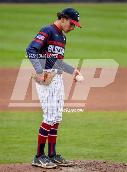 Thumbnail 2 in Oaks Christian vs. La Quinta (CIF SS DIV 3 Championship Final) photogallery.