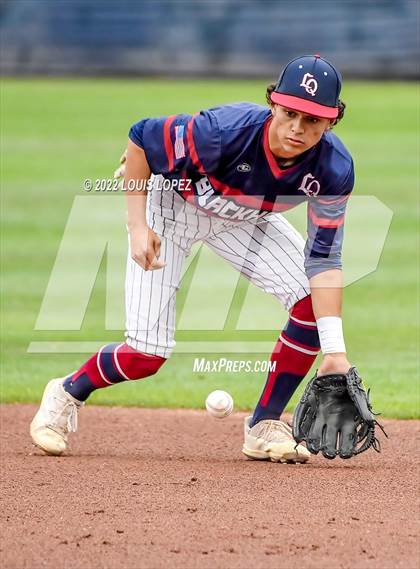 Thumbnail 3 in Oaks Christian vs. La Quinta (CIF SS DIV 3 Championship Final) photogallery.