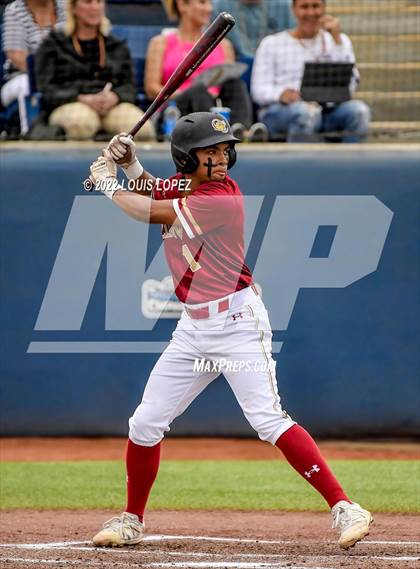 Thumbnail 2 in Oaks Christian vs. La Quinta (CIF SS DIV 3 Championship Final) photogallery.
