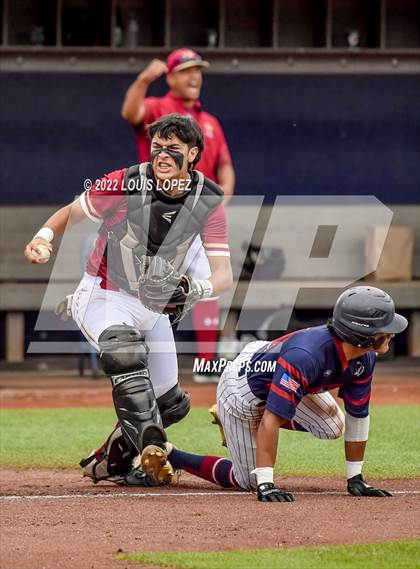Thumbnail 3 in Oaks Christian vs. La Quinta (CIF SS DIV 3 Championship Final) photogallery.