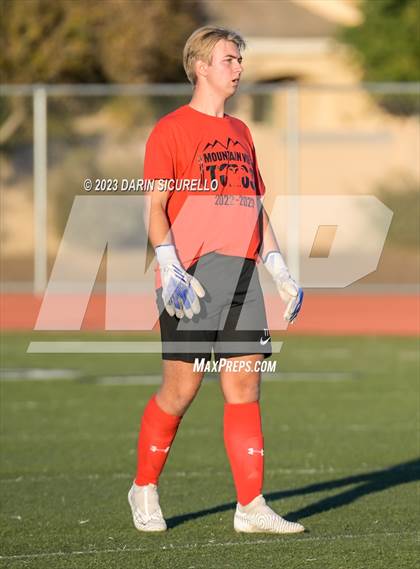 Thumbnail 3 in Mountain View vs Dobson (Coyote Classic Tournament) photogallery.