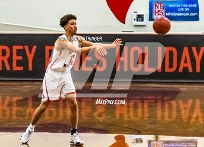 Thumbnail 1 in Harvard-Westlake vs. Capital Christian (Torrey Pines Holiday Classic) photogallery.