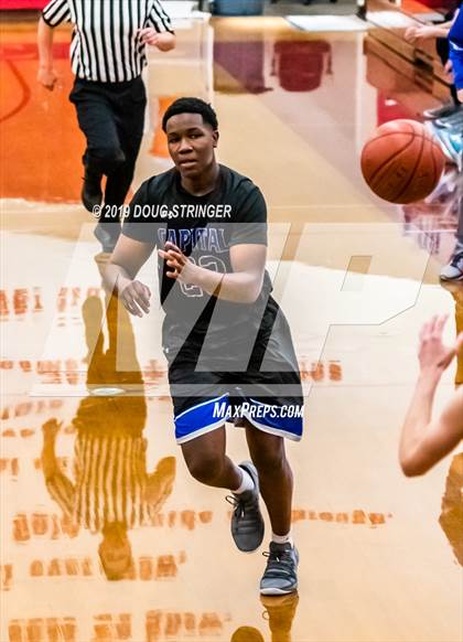 Thumbnail 1 in Harvard-Westlake vs. Capital Christian (Torrey Pines Holiday Classic) photogallery.