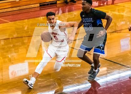 Thumbnail 1 in Harvard-Westlake vs. Capital Christian (Torrey Pines Holiday Classic) photogallery.
