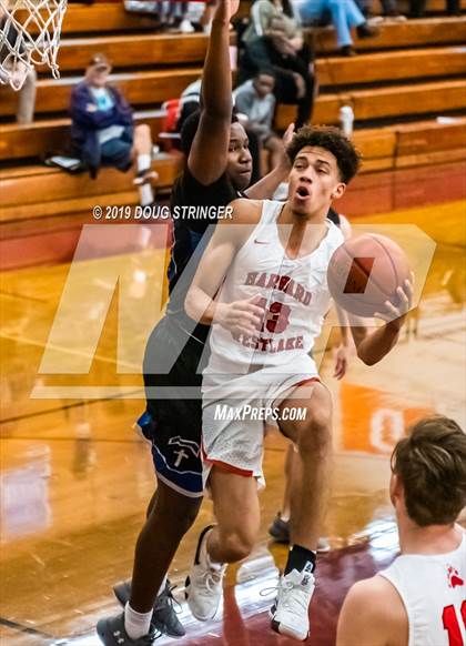 Thumbnail 2 in Harvard-Westlake vs. Capital Christian (Torrey Pines Holiday Classic) photogallery.
