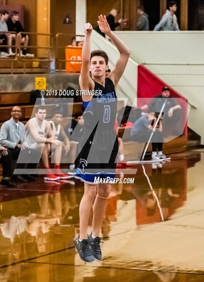 Thumbnail 3 in Harvard-Westlake vs. Capital Christian (Torrey Pines Holiday Classic) photogallery.