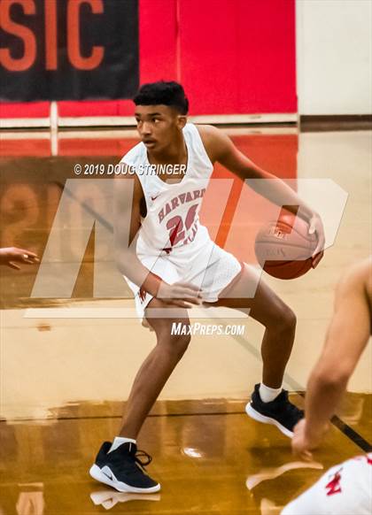 Thumbnail 3 in Harvard-Westlake vs. Capital Christian (Torrey Pines Holiday Classic) photogallery.