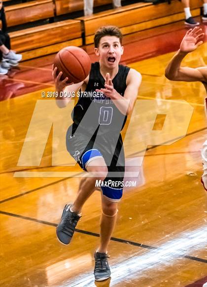 Thumbnail 1 in Harvard-Westlake vs. Capital Christian (Torrey Pines Holiday Classic) photogallery.