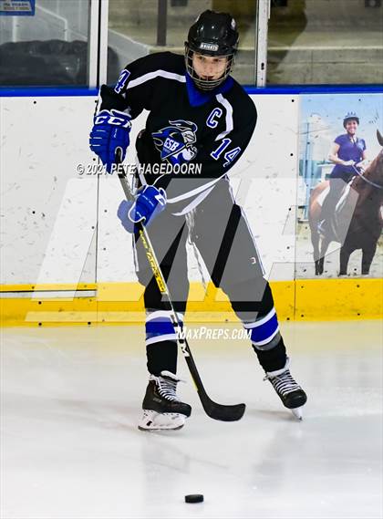 Thumbnail 3 in Gill St. Bernard's vs Mountain Lakes photogallery.