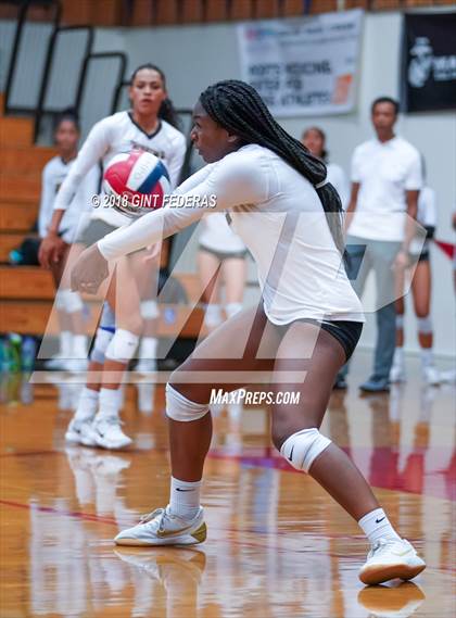 Thumbnail 1 in Bishop O'Dowd vs. Campolindo (CIF NCS D2 Championship) photogallery.