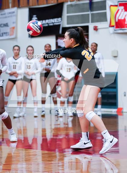 Thumbnail 3 in Bishop O'Dowd vs. Campolindo (CIF NCS D2 Championship) photogallery.