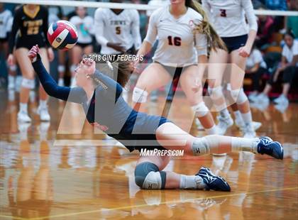 Thumbnail 2 in Bishop O'Dowd vs. Campolindo (CIF NCS D2 Championship) photogallery.