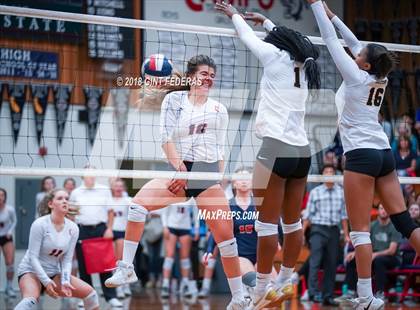 Thumbnail 2 in Bishop O'Dowd vs. Campolindo (CIF NCS D2 Championship) photogallery.