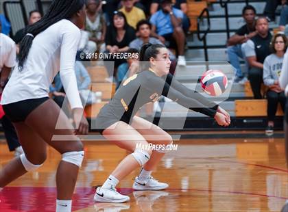 Thumbnail 1 in Bishop O'Dowd vs. Campolindo (CIF NCS D2 Championship) photogallery.