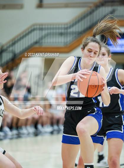 Thumbnail 2 in Franklin Central @ Noblesville photogallery.