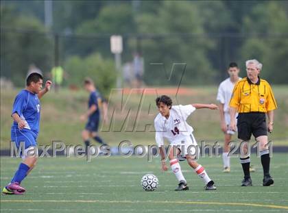 Thumbnail 2 in East Mecklenburg vs. Mallard Creek photogallery.