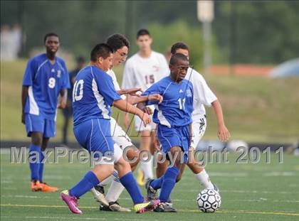 Thumbnail 2 in East Mecklenburg vs. Mallard Creek photogallery.
