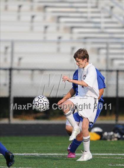 Thumbnail 1 in East Mecklenburg vs. Mallard Creek photogallery.