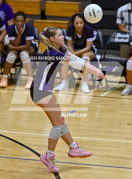 Thumbnail 3 in Greenfield-Central @ Muncie Central photogallery.