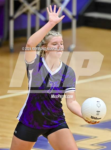 Thumbnail 3 in Greenfield-Central @ Muncie Central photogallery.