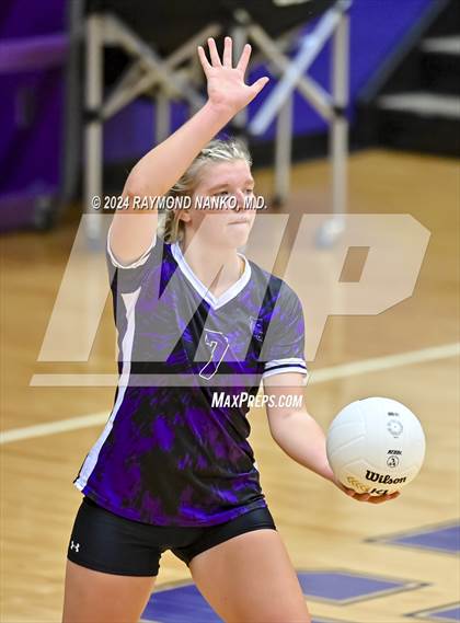 Thumbnail 2 in Greenfield-Central @ Muncie Central photogallery.