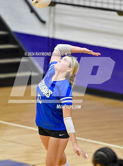 Thumbnail 2 in Greenfield-Central @ Muncie Central photogallery.