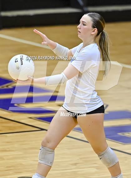 Thumbnail 1 in Greenfield-Central @ Muncie Central photogallery.