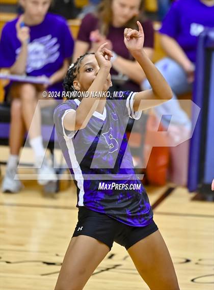 Thumbnail 1 in Greenfield-Central @ Muncie Central photogallery.