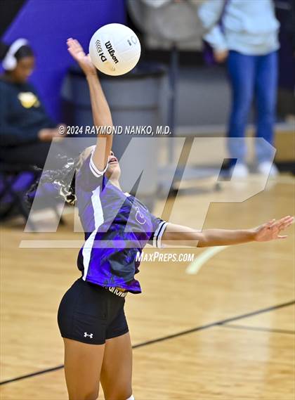 Thumbnail 2 in Greenfield-Central @ Muncie Central photogallery.