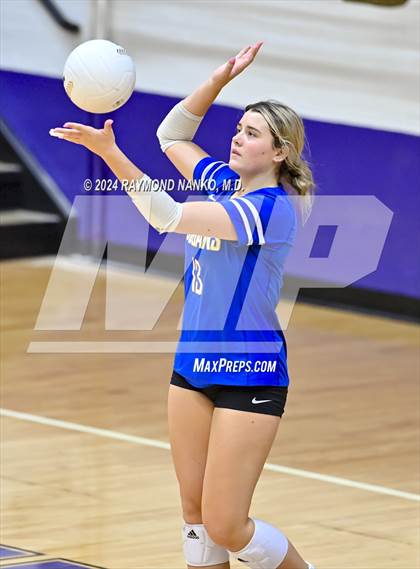 Thumbnail 3 in Greenfield-Central @ Muncie Central photogallery.