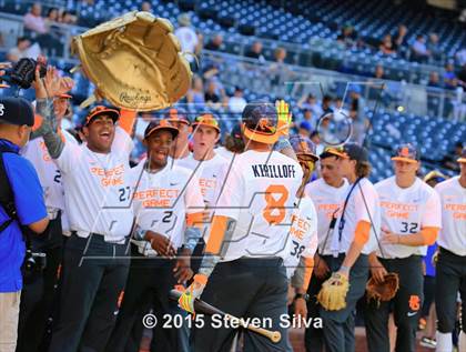 Thumbnail 2 in Perfect Game All-American Classic (East vs. West) photogallery.