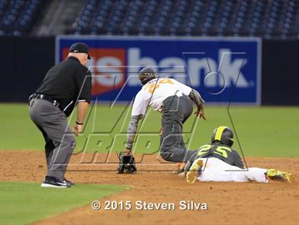 Thumbnail 2 in Perfect Game All-American Classic (East vs. West) photogallery.
