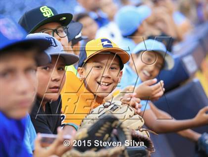 Thumbnail 2 in Perfect Game All-American Classic (East vs. West) photogallery.