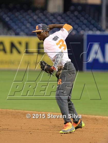 Thumbnail 2 in Perfect Game All-American Classic (East vs. West) photogallery.