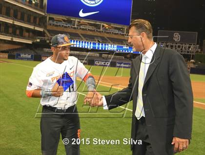 Thumbnail 2 in Perfect Game All-American Classic (East vs. West) photogallery.