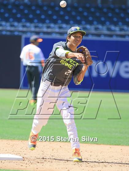 Thumbnail 3 in Perfect Game All-American Classic (East vs. West) photogallery.