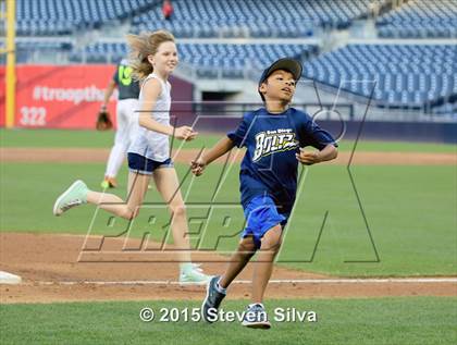 Thumbnail 2 in Perfect Game All-American Classic (East vs. West) photogallery.