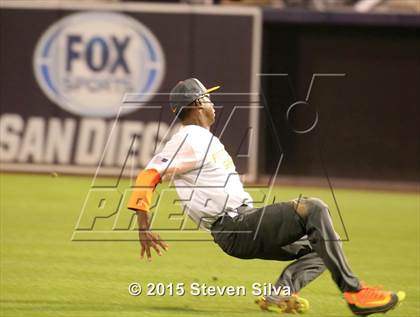 Thumbnail 2 in Perfect Game All-American Classic (East vs. West) photogallery.