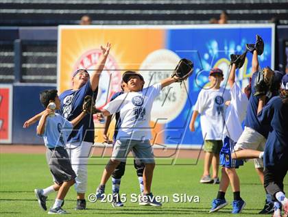 Thumbnail 3 in Perfect Game All-American Classic (East vs. West) photogallery.